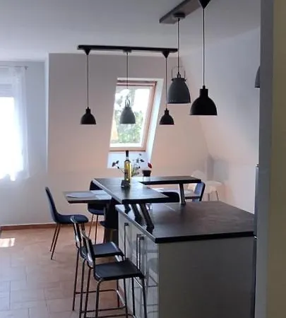 Ikon Apartman Hajduszoboszlo Exterior photo